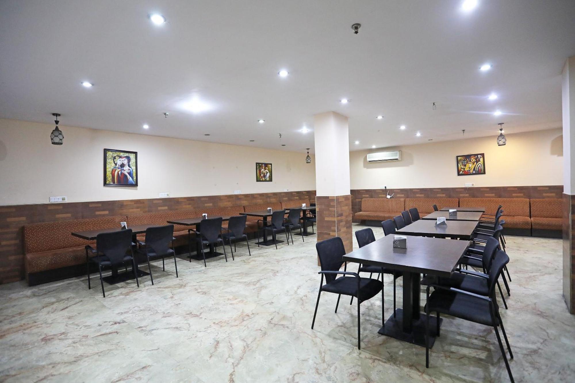 OYO Preferred 4212 Hotel Vedas Heritage Delhi  Exterior foto
