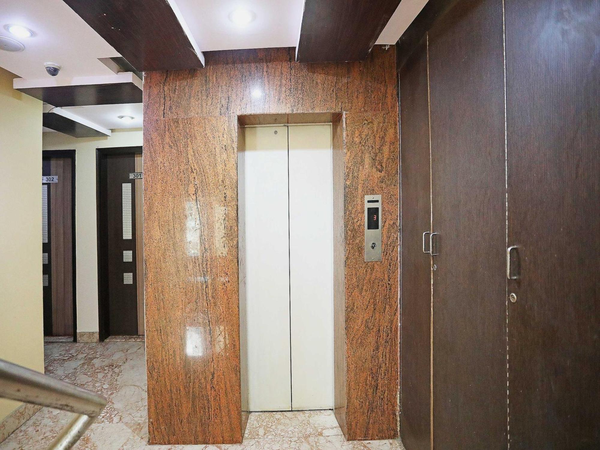 OYO Preferred 4212 Hotel Vedas Heritage Delhi  Exterior foto