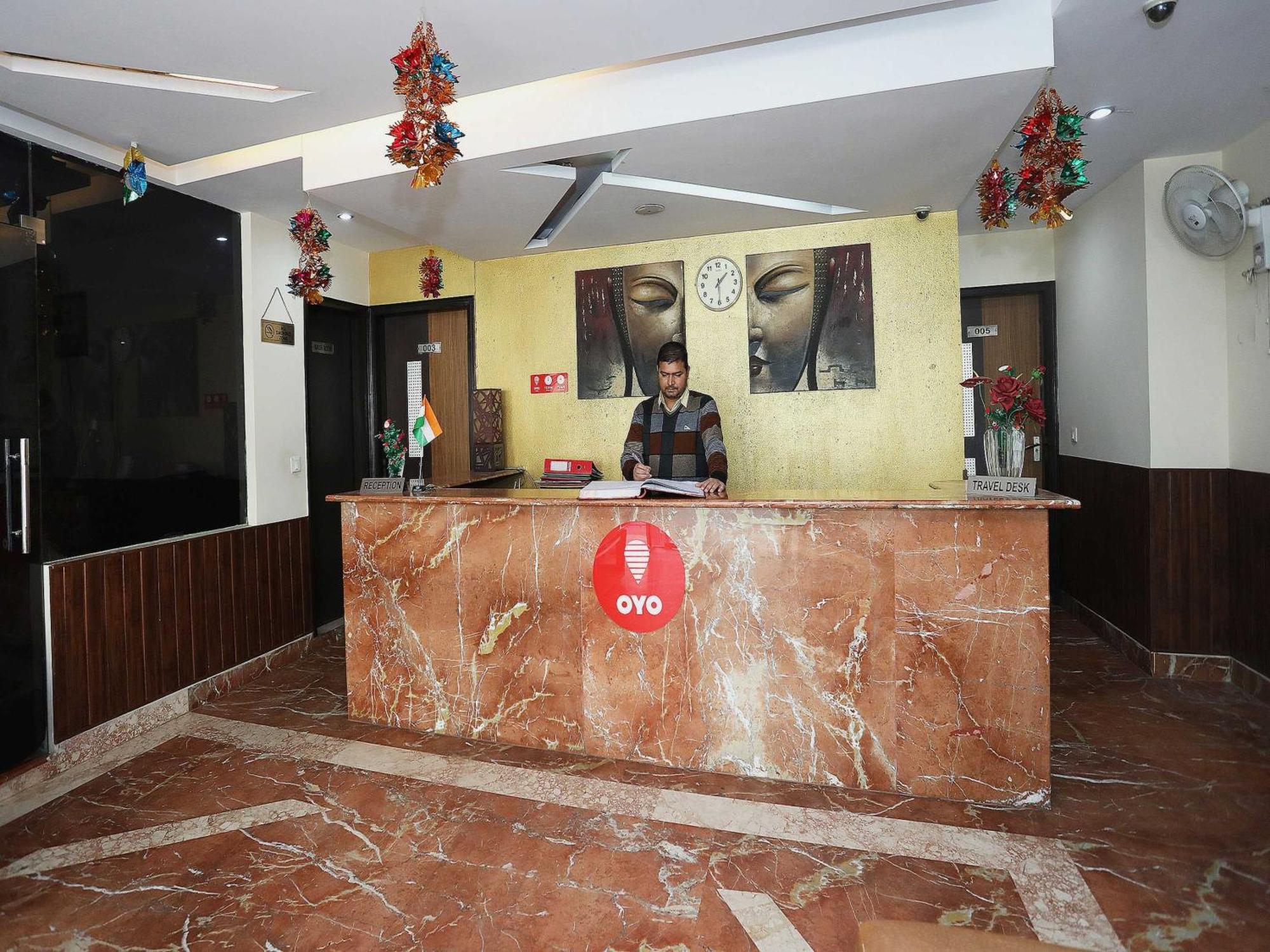 OYO Preferred 4212 Hotel Vedas Heritage Delhi  Exterior foto