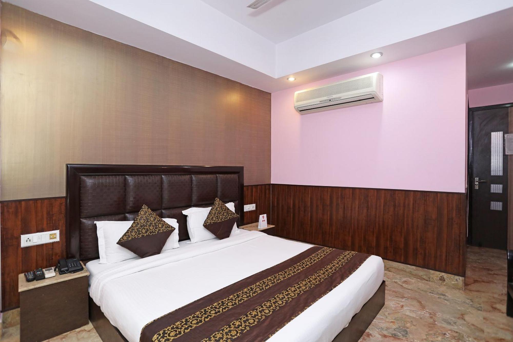 OYO Preferred 4212 Hotel Vedas Heritage Delhi  Exterior foto