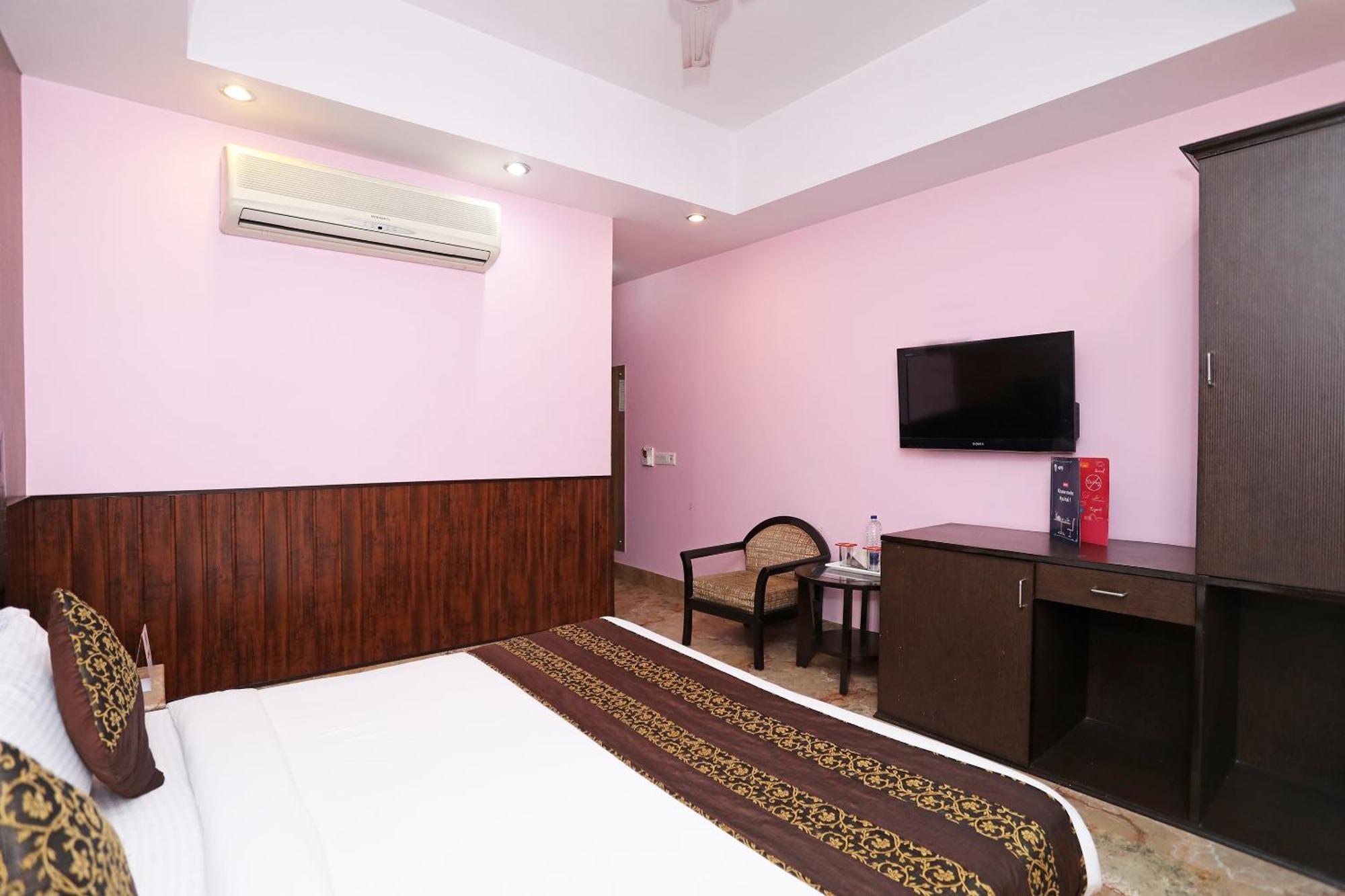 OYO Preferred 4212 Hotel Vedas Heritage Delhi  Exterior foto